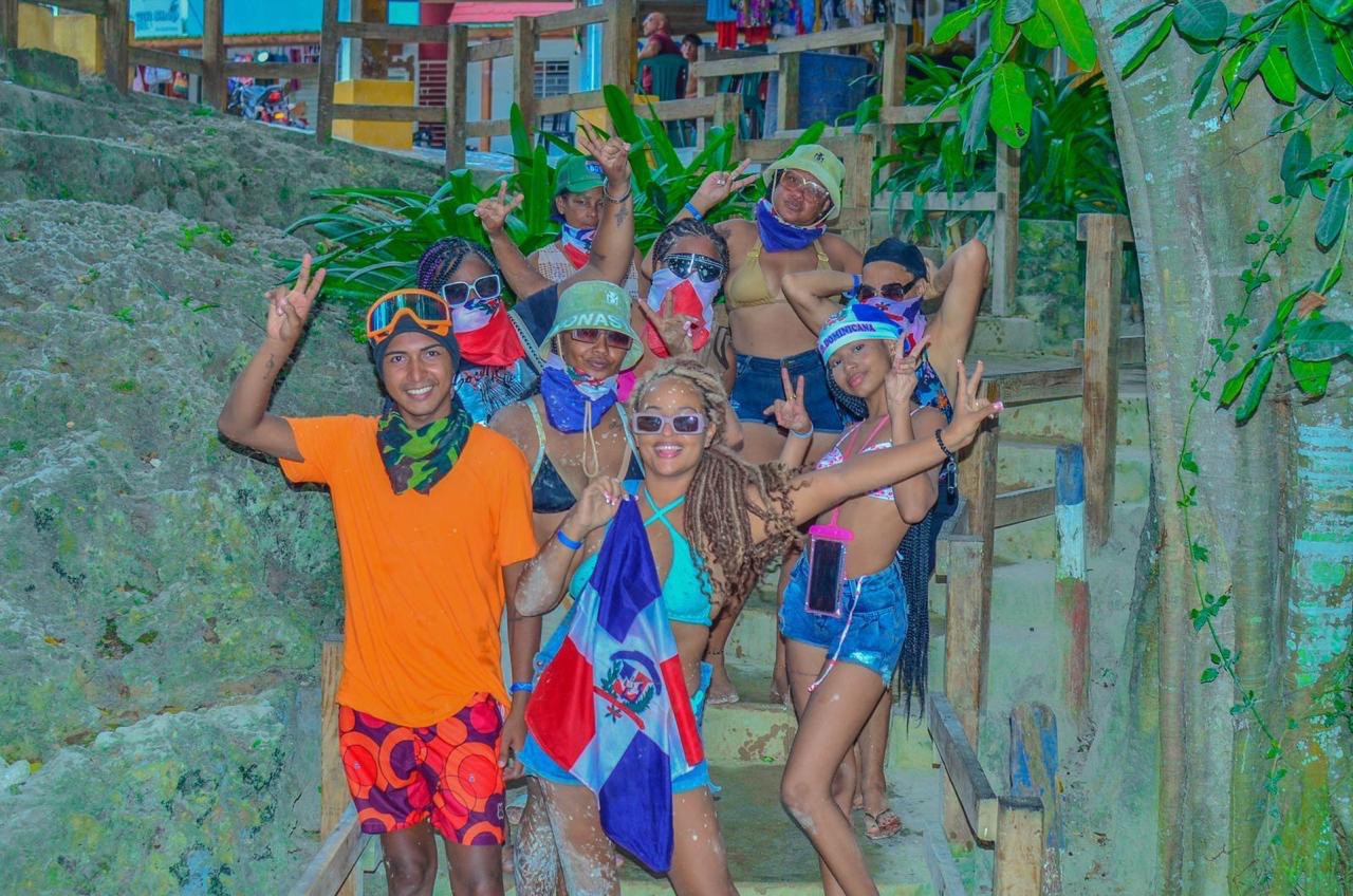 HIGH VIBES EXCURSIONS & TOURS DR