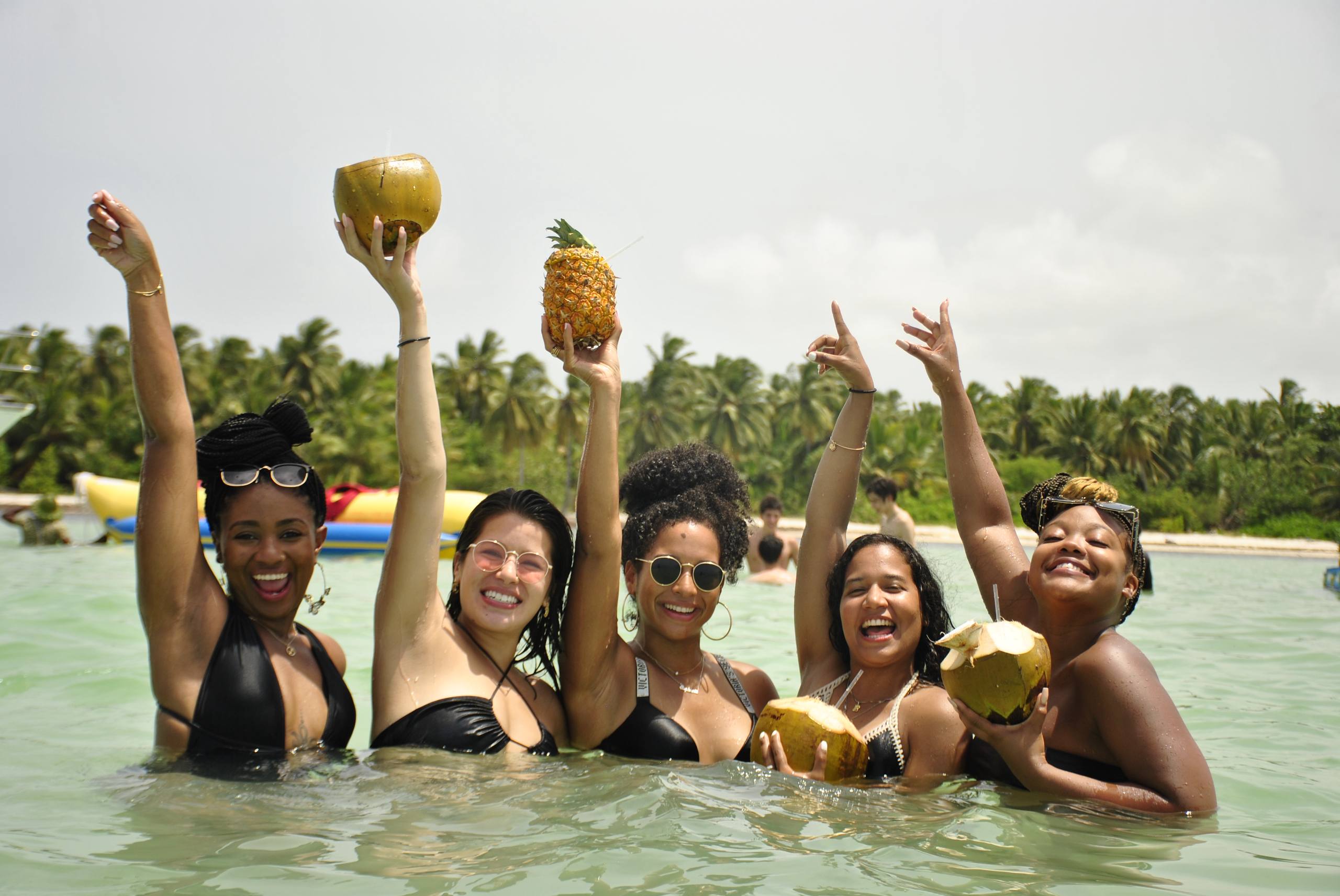 HIGH VIBES EXCURSIONS & TOURS DR